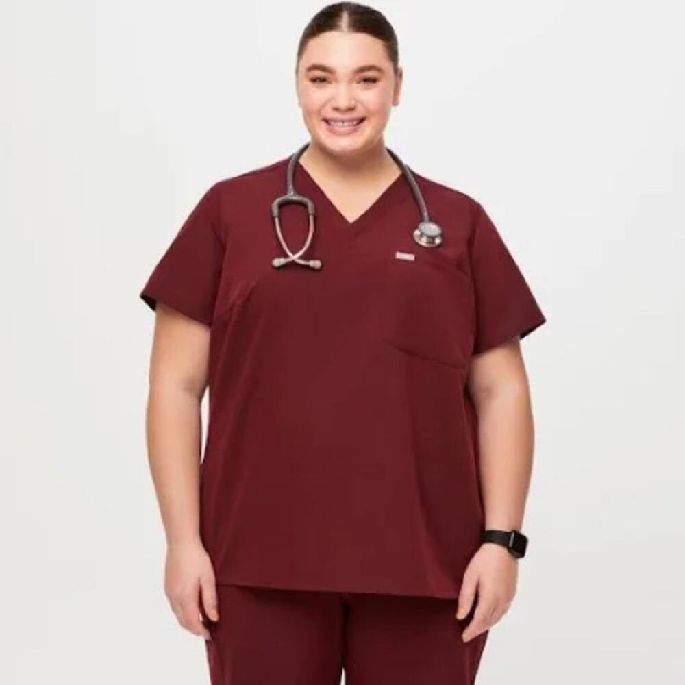 FIGS Catarina Burgundy Short Sleeve V-neck Scrub Top Size XXL